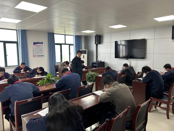 建材公司、檢測公司聯(lián)合開展管理人員業(yè)務提升考試